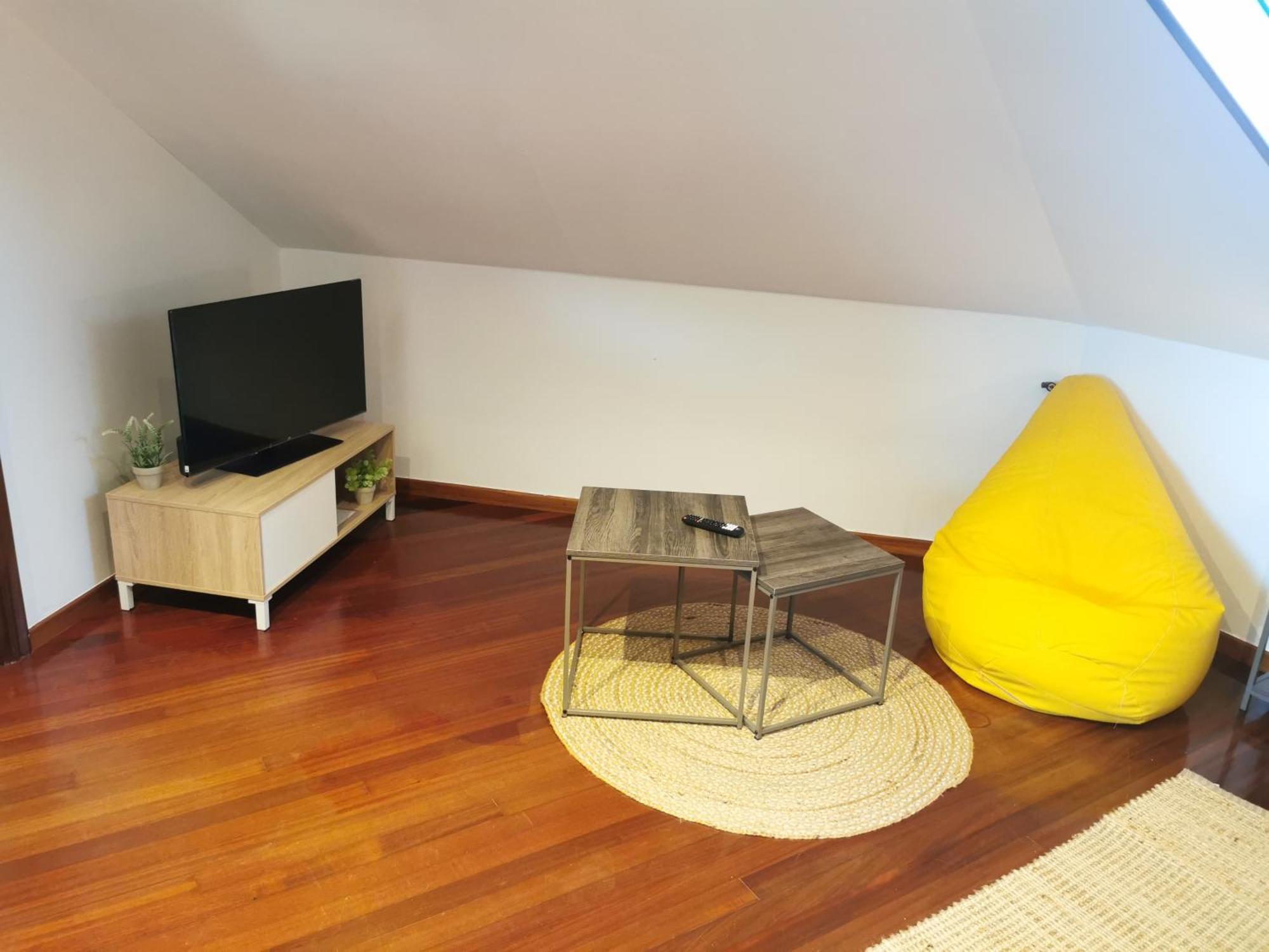 Apartamento Entero Frama Caldas 卡尔达斯·德·雷斯 外观 照片